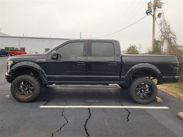 Used 2017 Ford F150 XLT w/ Equipment Group 302A Luxury image 5