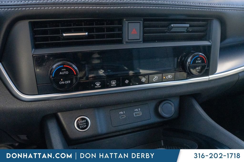 Used 2023 Nissan Rogue SV image 9