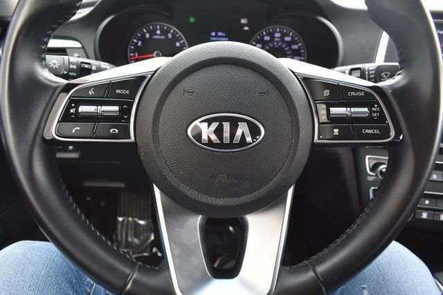 Used 2019 Kia Optima EX image 18