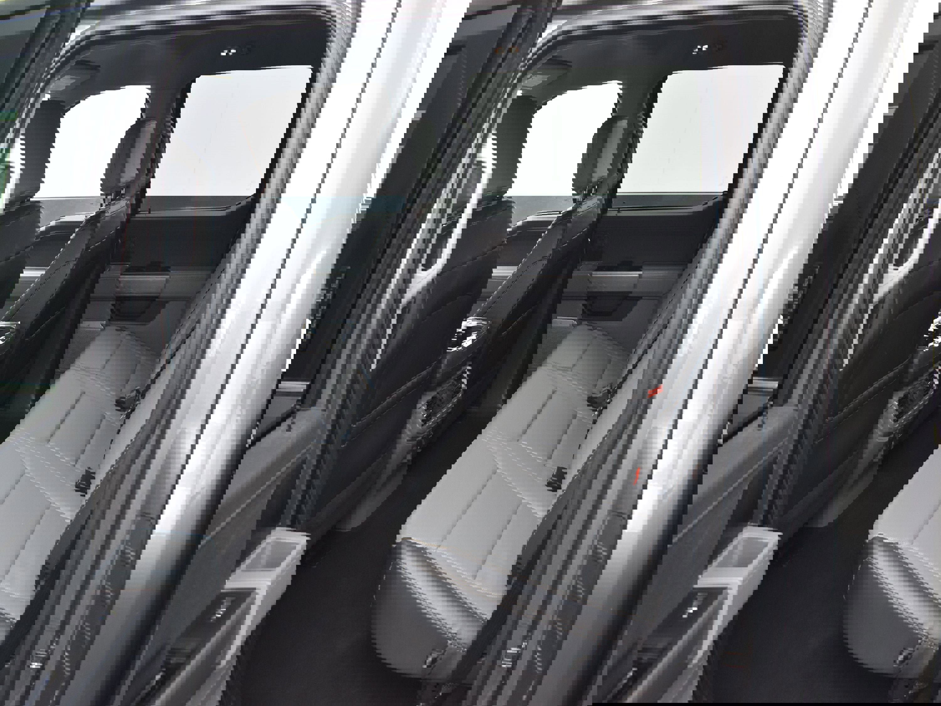 Used 2023 Ford F150 Lariat image 9