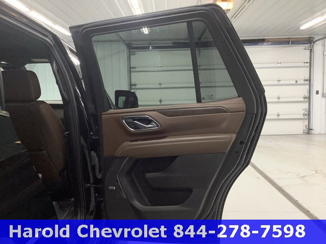 Used 2023 Chevrolet Tahoe High Country image 8