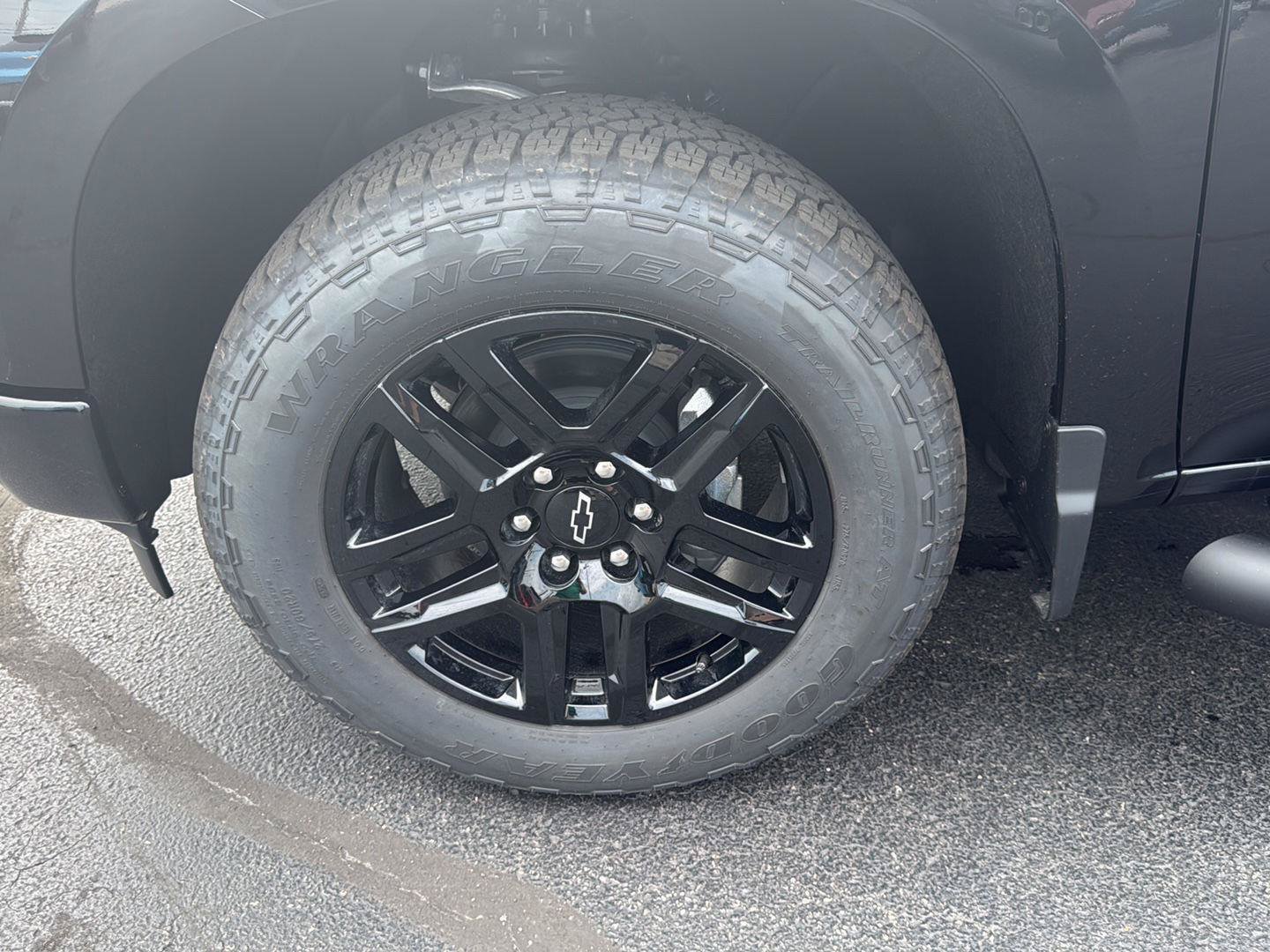 New 2026 Chevrolet Silverado 1500 Custom AWD/4WD image 39