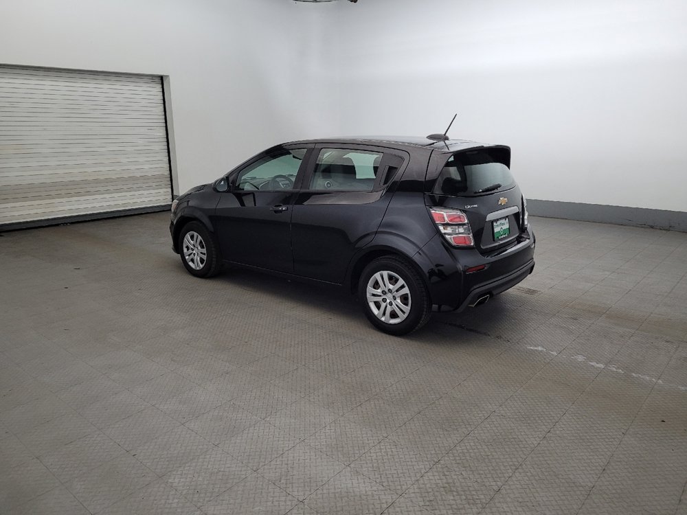 Used 2019 Chevrolet Sonic LT FWD image 3