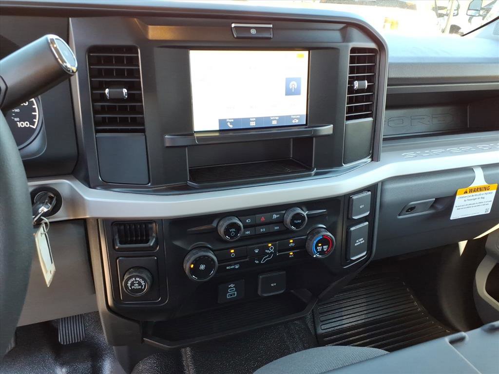 New 2026 Ford F350 XL image 30
