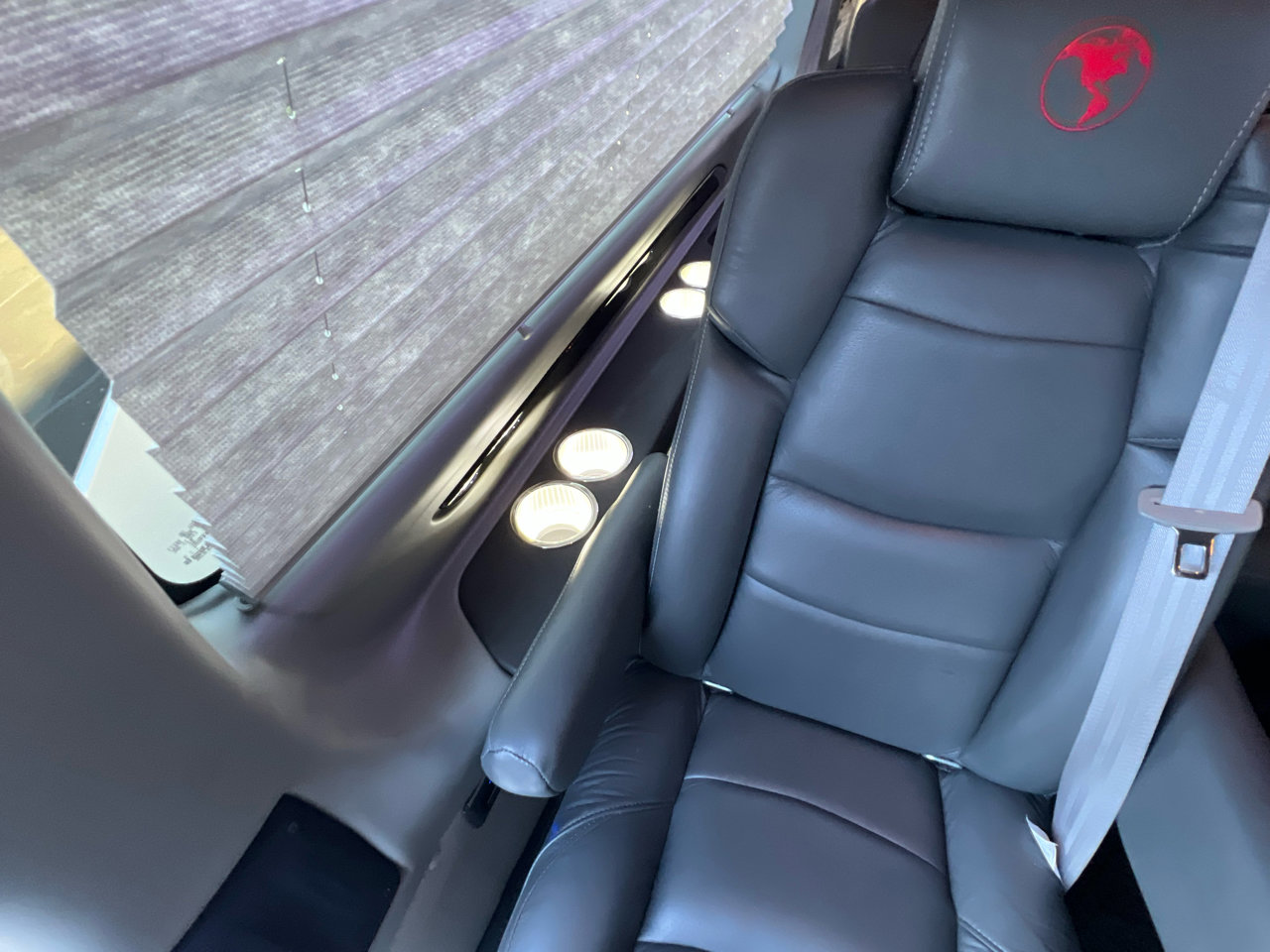 Used 2023 Chevrolet Express 2500 Extended image 48