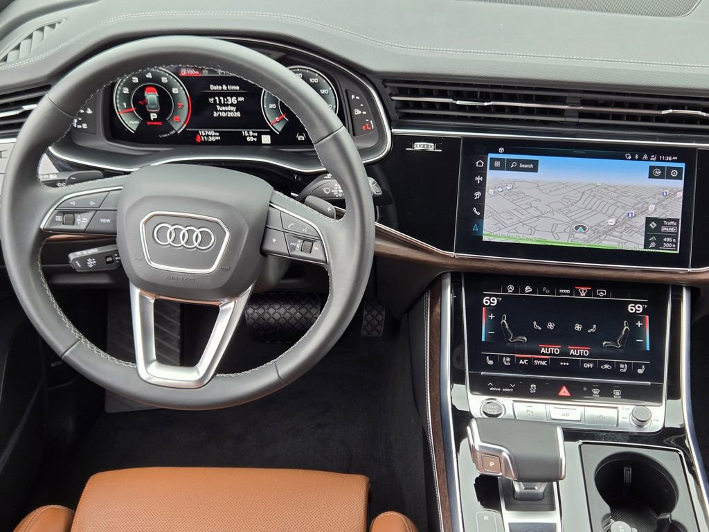 Certified 2025 Audi Q8 Prestige image 35