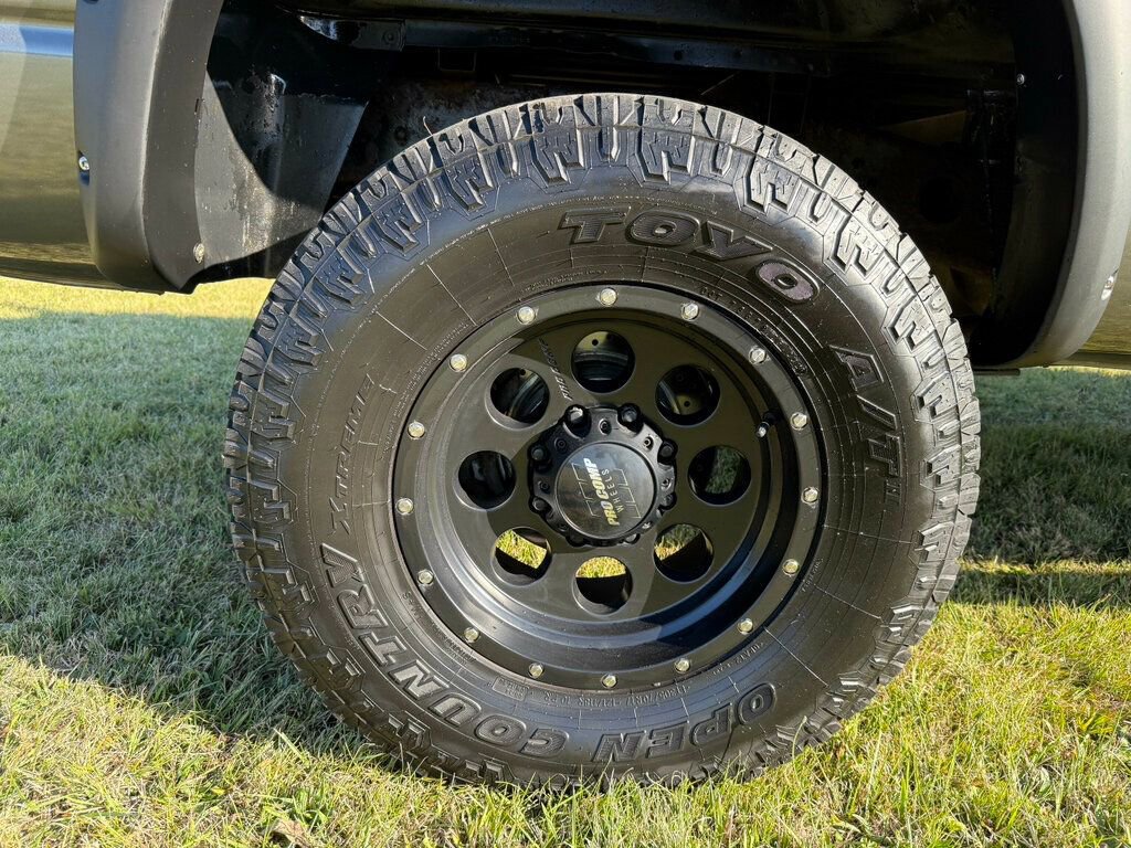 Used 2005 Dodge Ram 2500 Truck SLT image 10