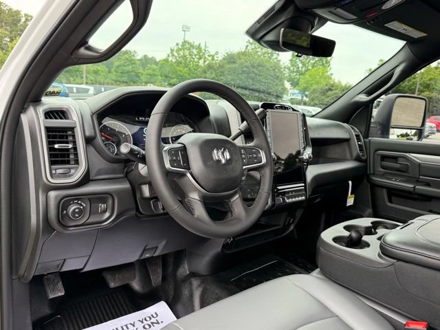 New 2026 RAM 3500 Tradesman AWD/4WD image 16