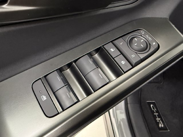 New 2026 Toyota C-HR AWD/4WD image 27