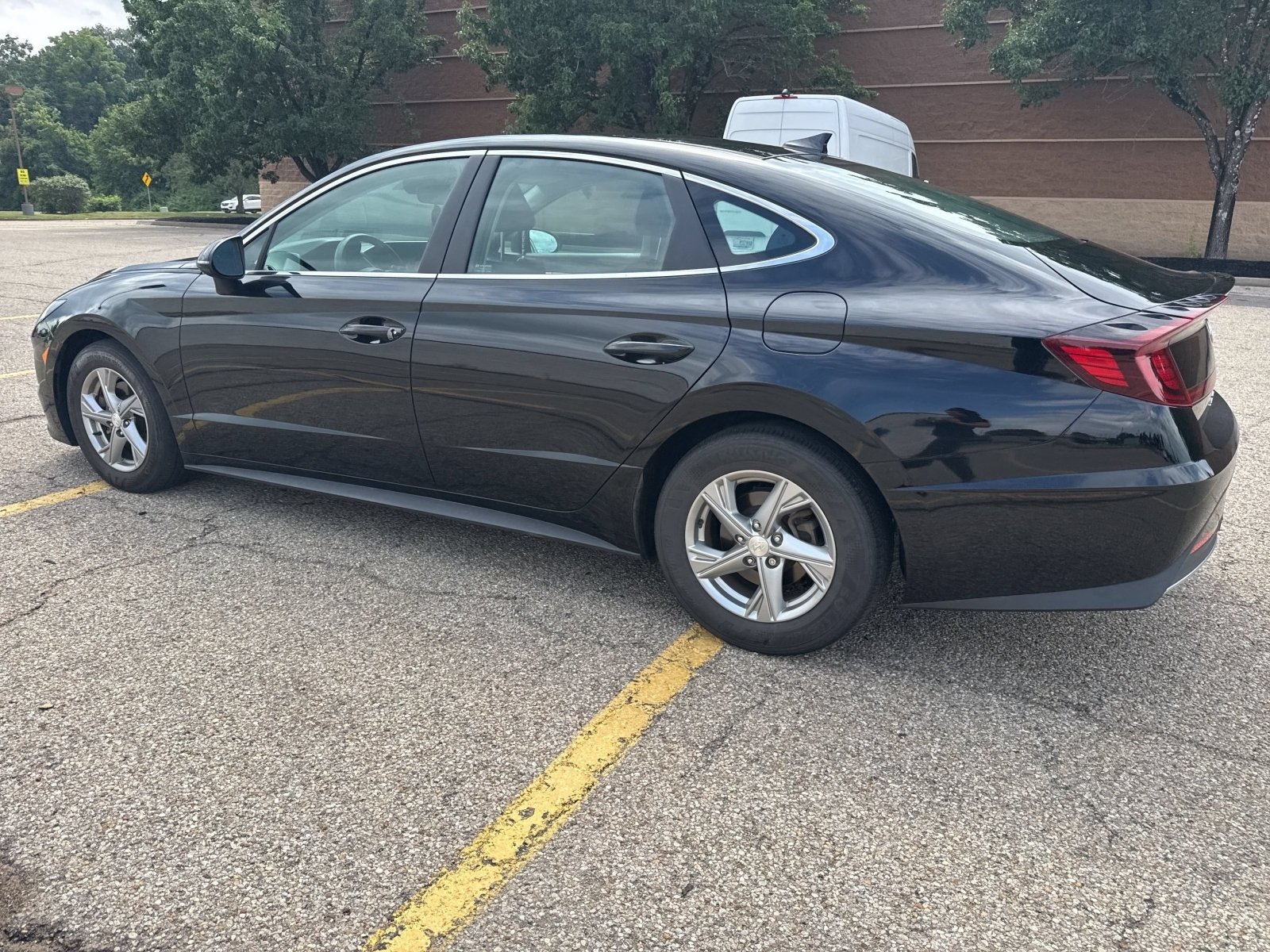 Used 2023 Hyundai Sonata SE FWD image 27