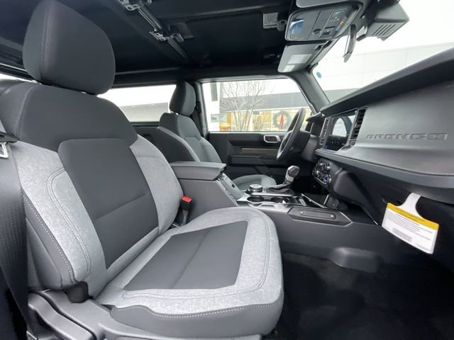 New 2025 Ford Bronco Base image 20