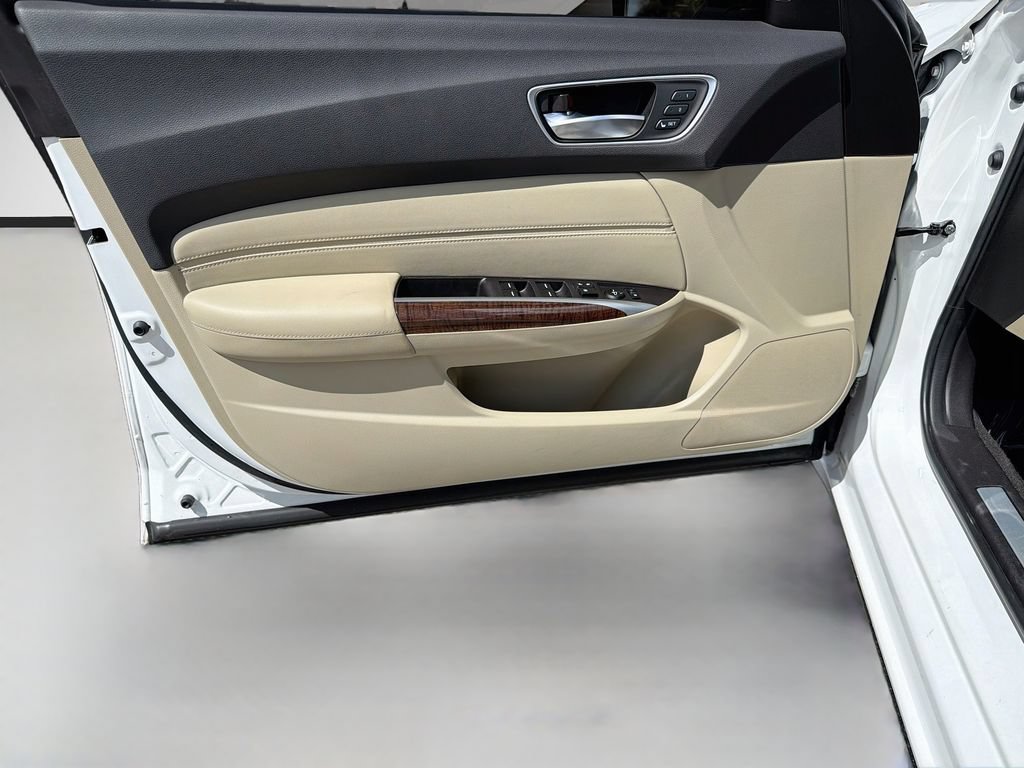 Used 2020 Acura TLX w/ Technology Package FWD image 20