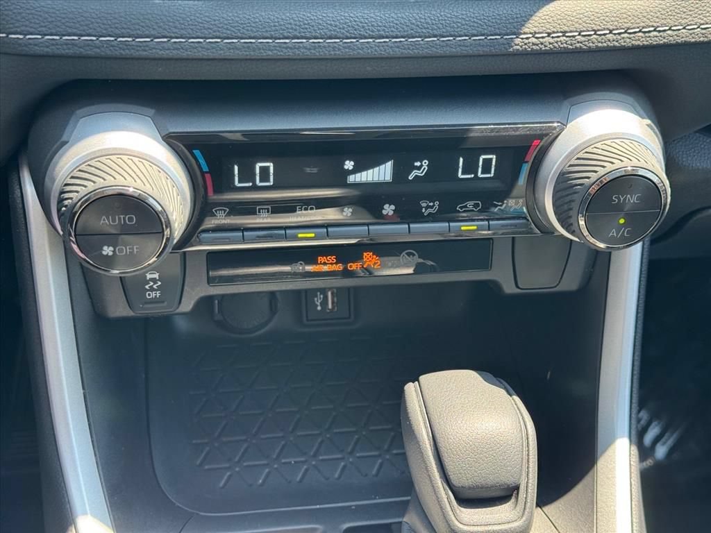 Used 2024 Toyota RAV4 XLE w/ Convenience Package AWD/4WD image 21