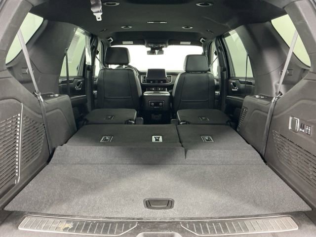 Used 2023 Chevrolet Tahoe RST w/ Luxury Package AWD/4WD image 31