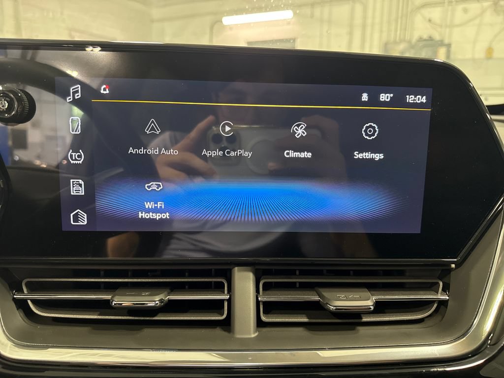 New 2026 Chevrolet Trax RS w/ Sunroof Package FWD image 13