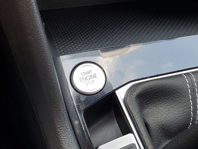 Certified 2025 Volkswagen Taos S AWD/4WD image 29