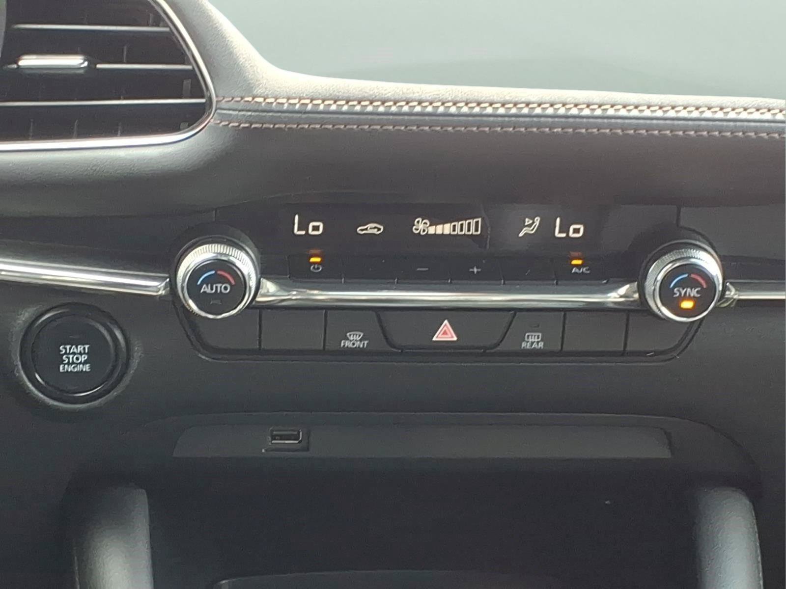 Used 2019 MAZDA MAZDA3 AWD Hatchback image 13