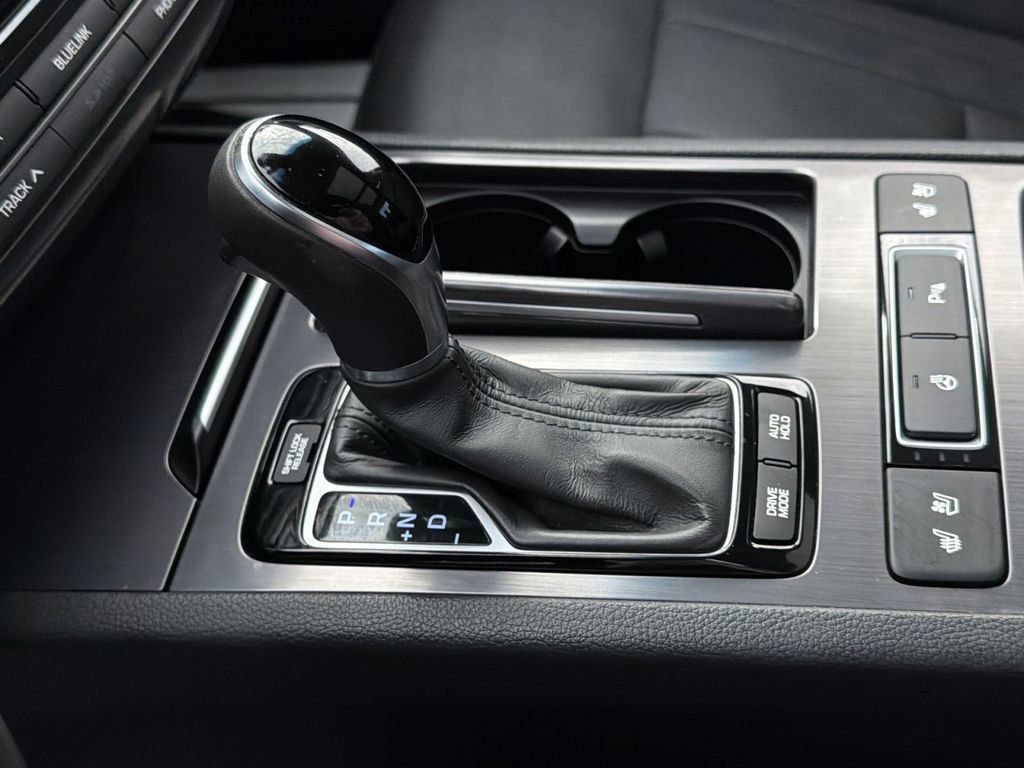 Used 2017 Genesis G80 3.8 w/ Option Group 02 image 22