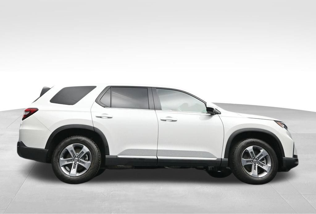 Certified 2025 Honda Pilot EX-L image 39