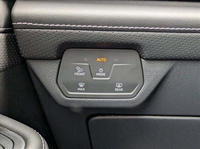 Used 2025 Volkswagen Atlas SE image 10