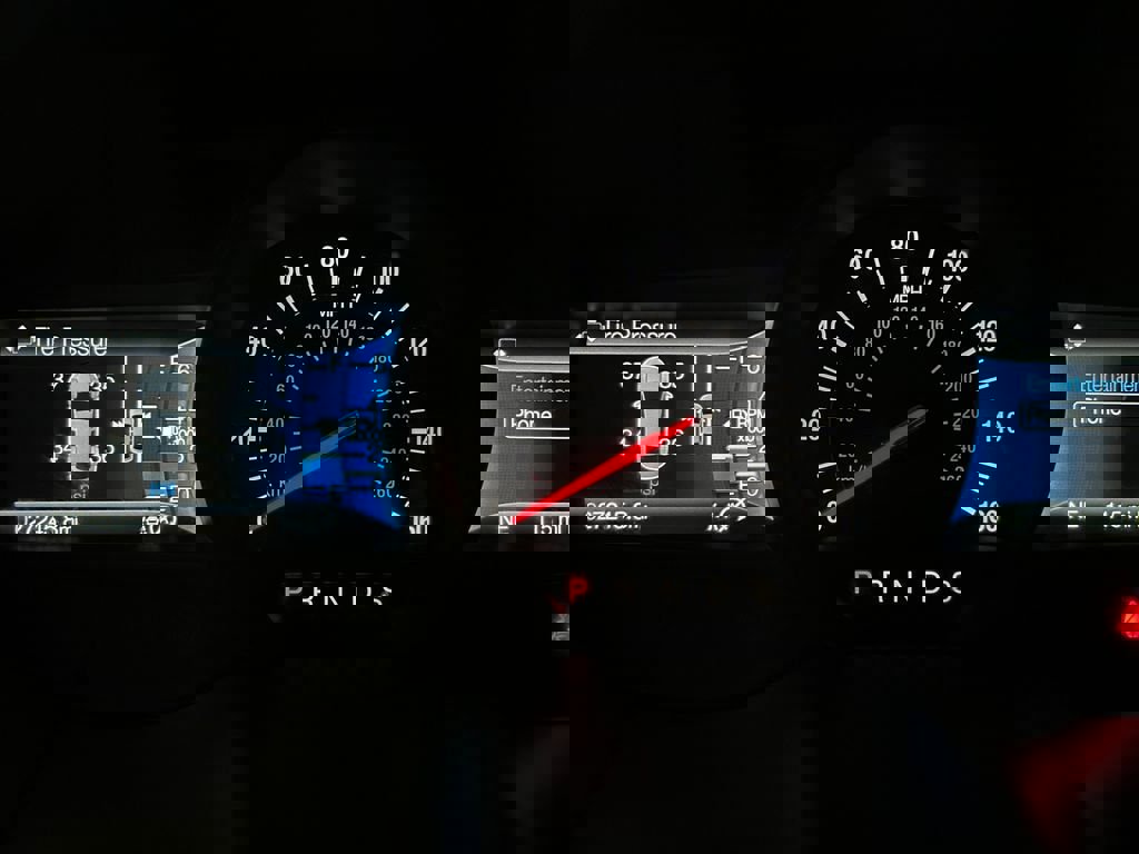 Used 2023 Ford Edge ST image 10