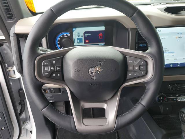 Used 2024 Ford Bronco Wildtrak AWD/4WD image 39