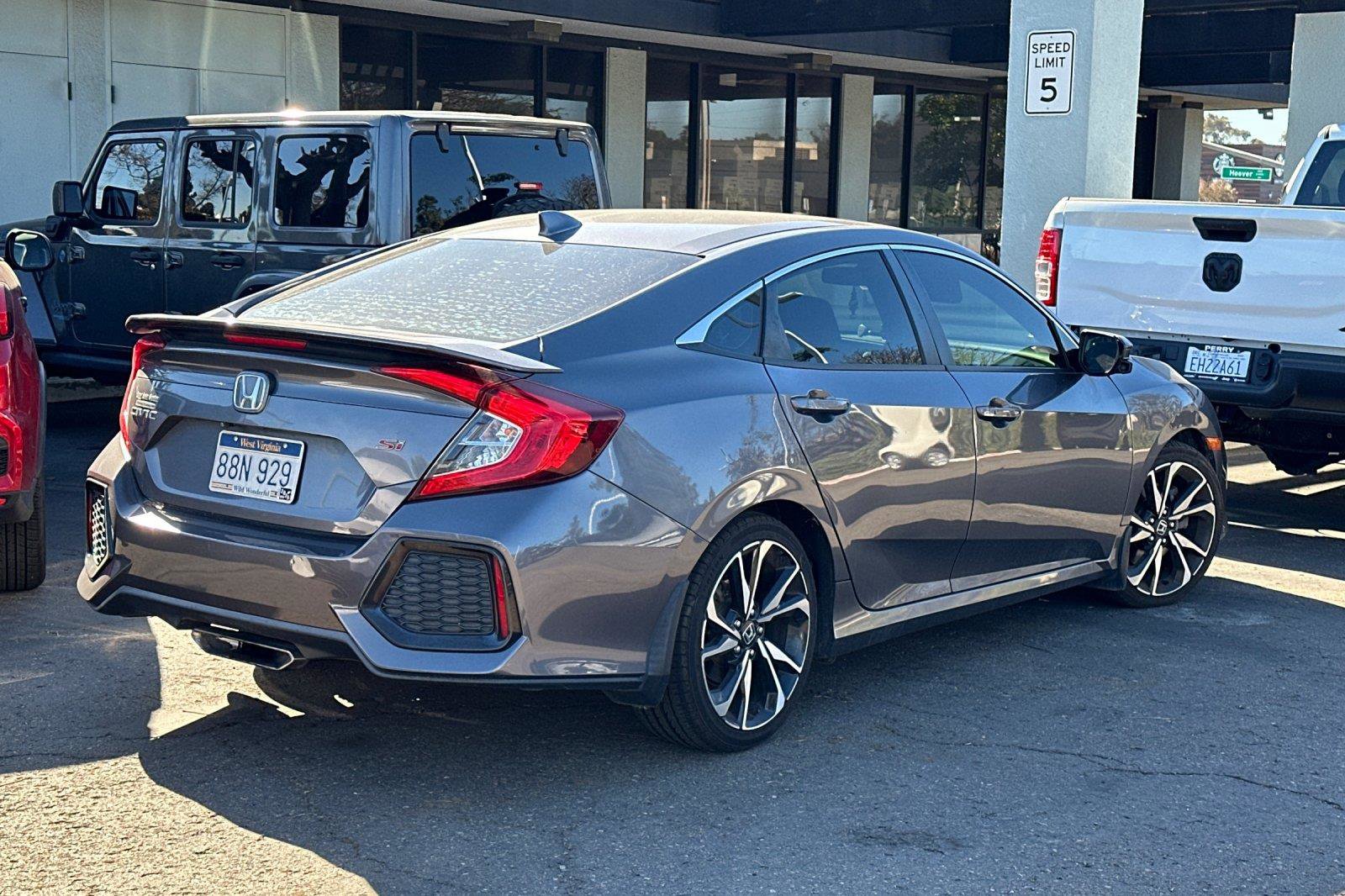 Used 2019 Honda Civic Si image 2
