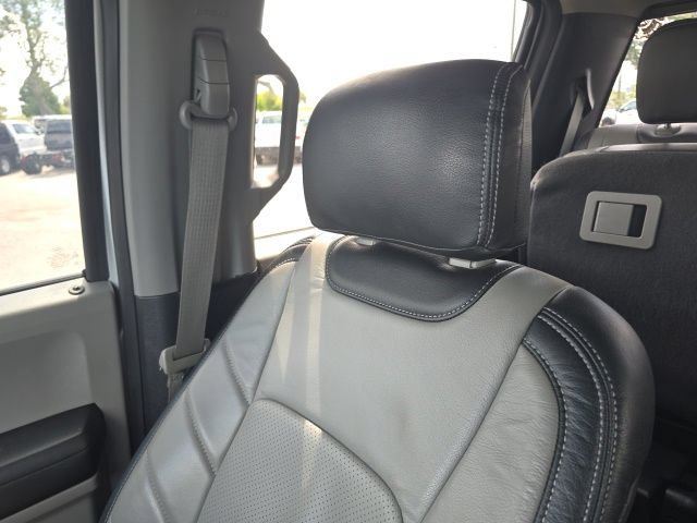 Used 2018 Ford F150 XLT w/ Equipment Group 302A Luxury AWD/4WD image 15