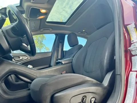 Used 2015 Chrysler 200 Limited w/ Convenience Group FWD image 14
