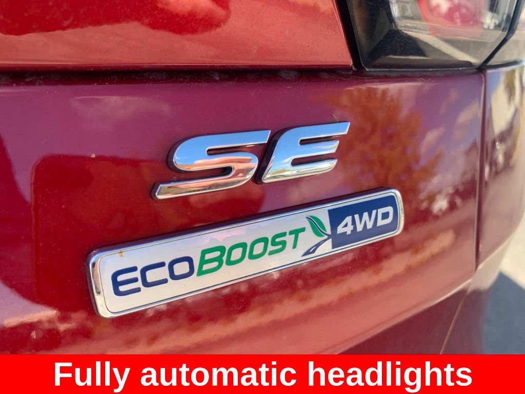 Used 2017 Ford Escape SE w/ SE Cold Weather Package AWD/4WD image 12
