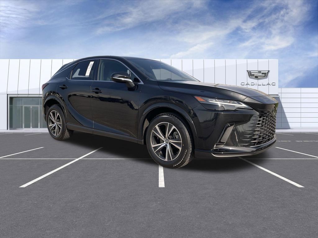 Used 2024 Lexus RX 350 FWD w/ Technology Package image 2