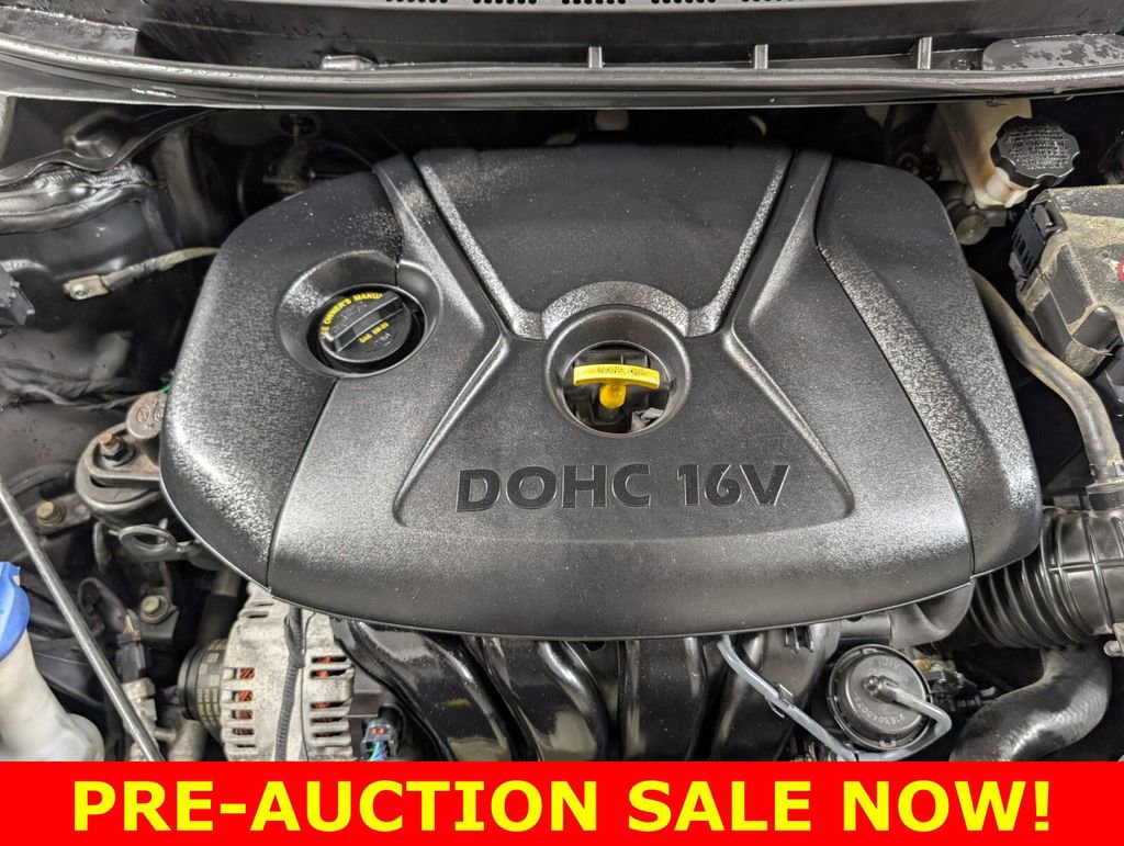 Used 2015 Hyundai Elantra SE image 10