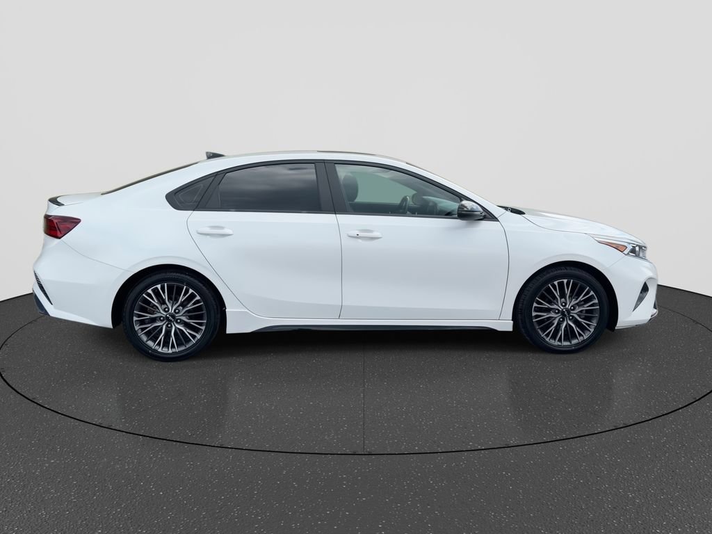 Used 2022 Kia Forte GT-Line w/ GT-Line Premium Package FWD image 9