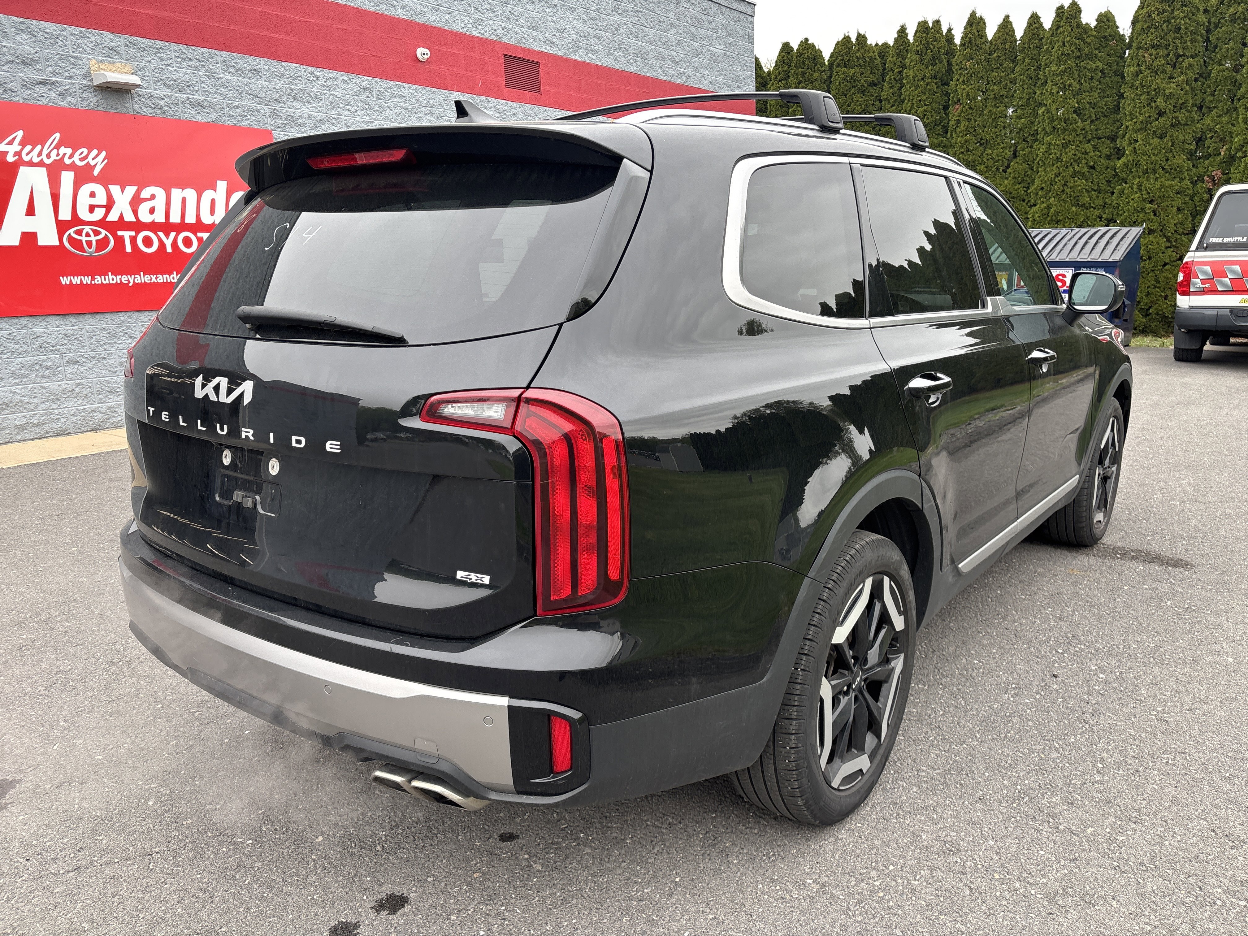 Used 2025 Kia Telluride S AWD/4WD video 3