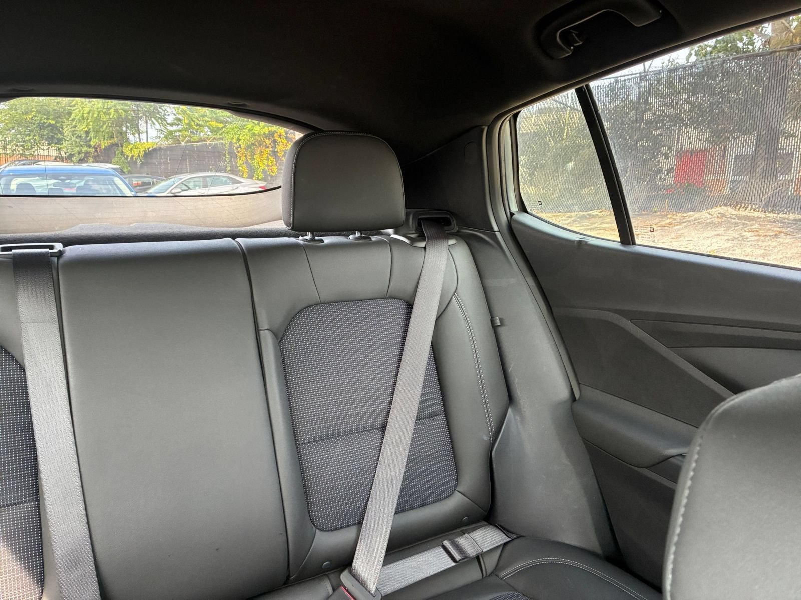 Used 2025 Buick Envista Preferred FWD image 27