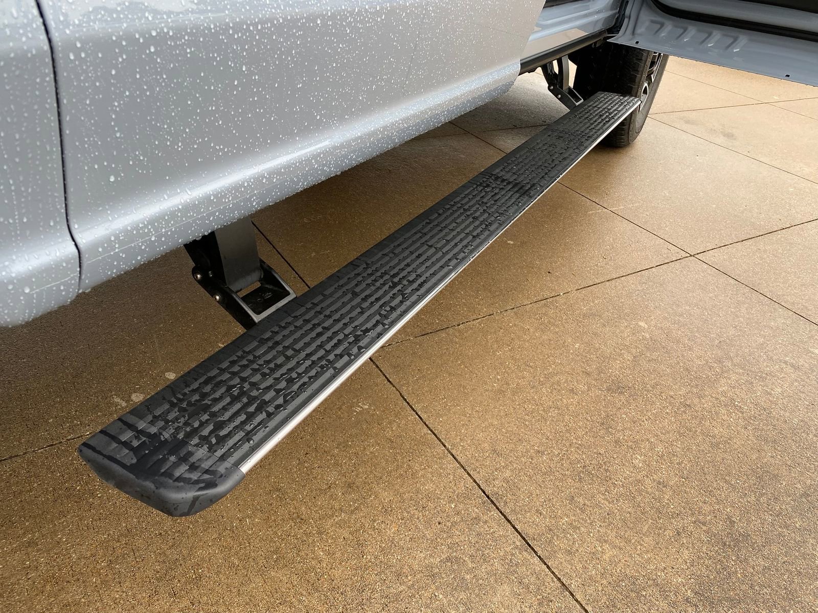 Used 2025 Ford F250 Platinum w/ FX4 Off-Road Package image 10