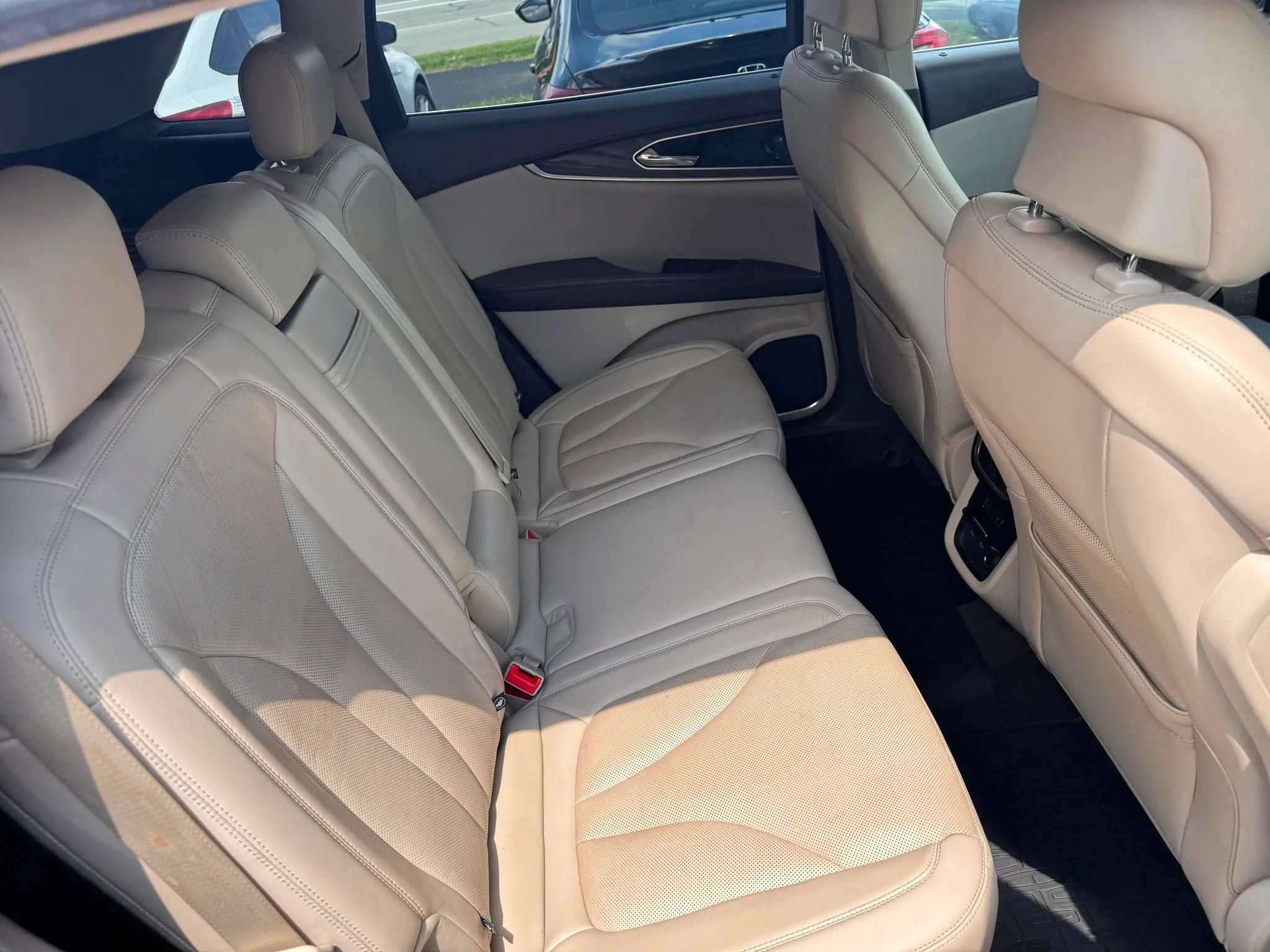 Used 2019 Lincoln Nautilus Reserve AWD/4WD image 17