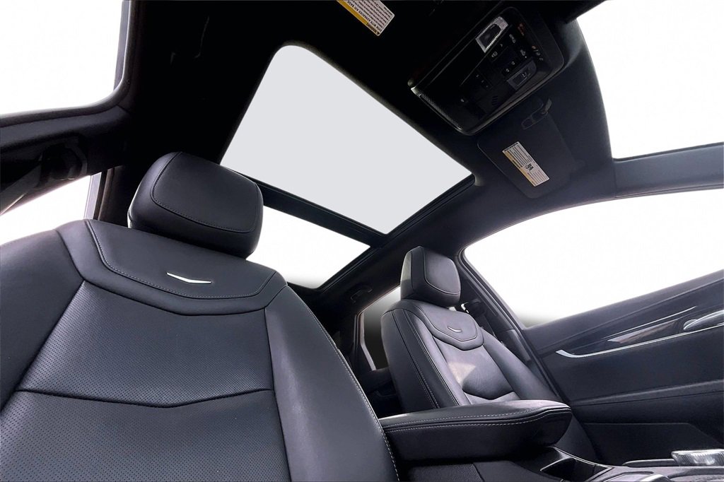 Certified 2023 Cadillac XT5 Premium Luxury image 17