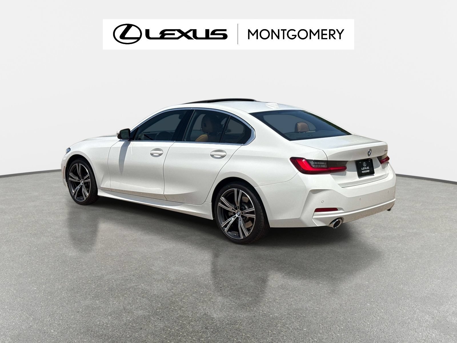 Used 2024 BMW 330i Sedan w/ Premium Package RWD image 5