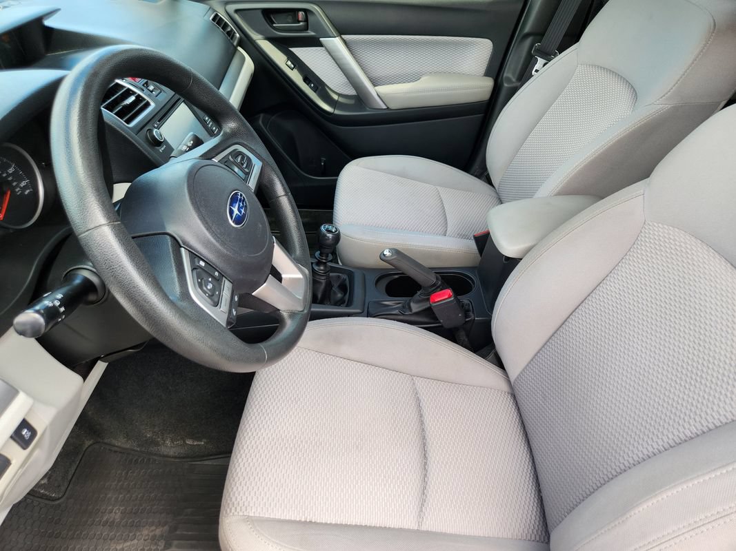 Used 2017 Subaru Forester 2.5i AWD/4WD image 15