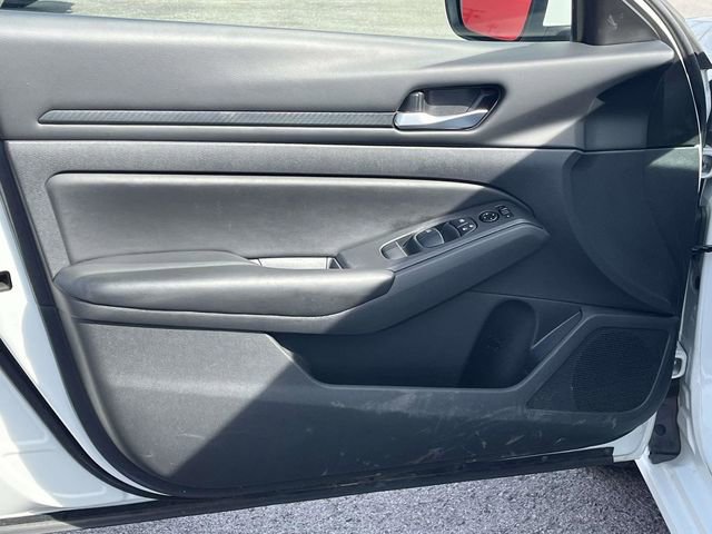 Used 2022 Nissan Altima 2.5 S image 14