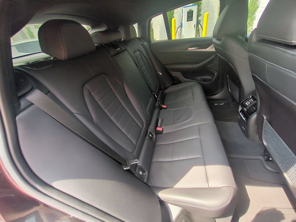 Used 2023 BMW X4 M40i AWD/4WD image 33