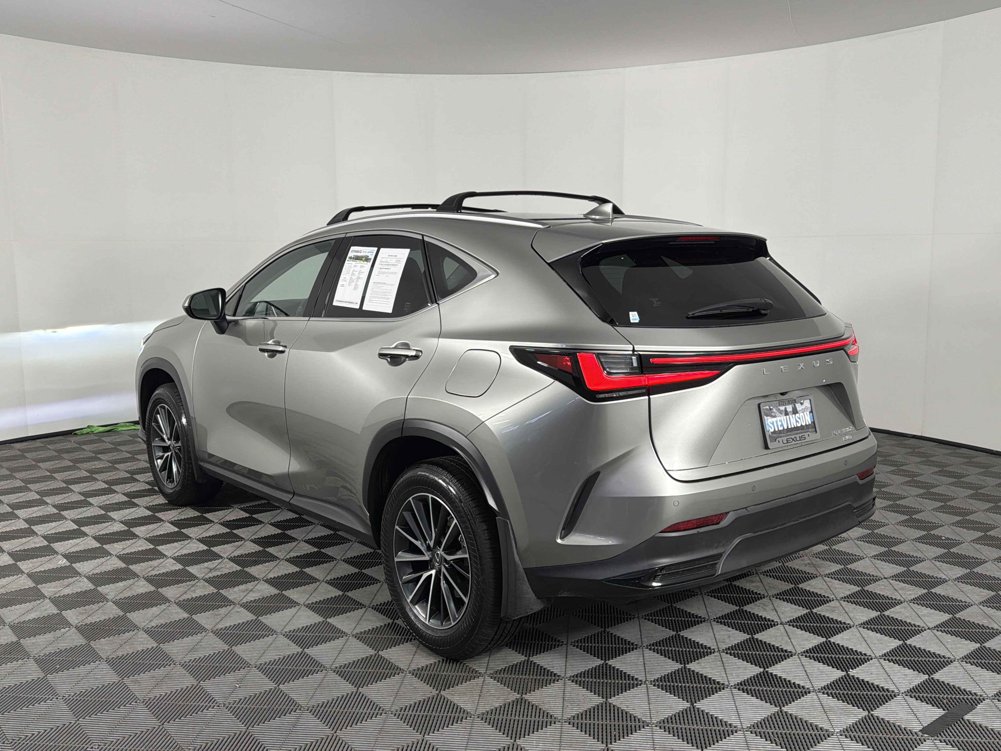 Used 2025 Lexus NX 350h AWD w/ Accessory Package (2T) image 22