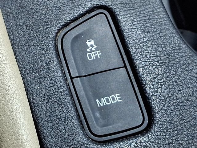 Used 2017 Cadillac XT5 Premium Luxury w/ Driver Assist Package FWD image 13