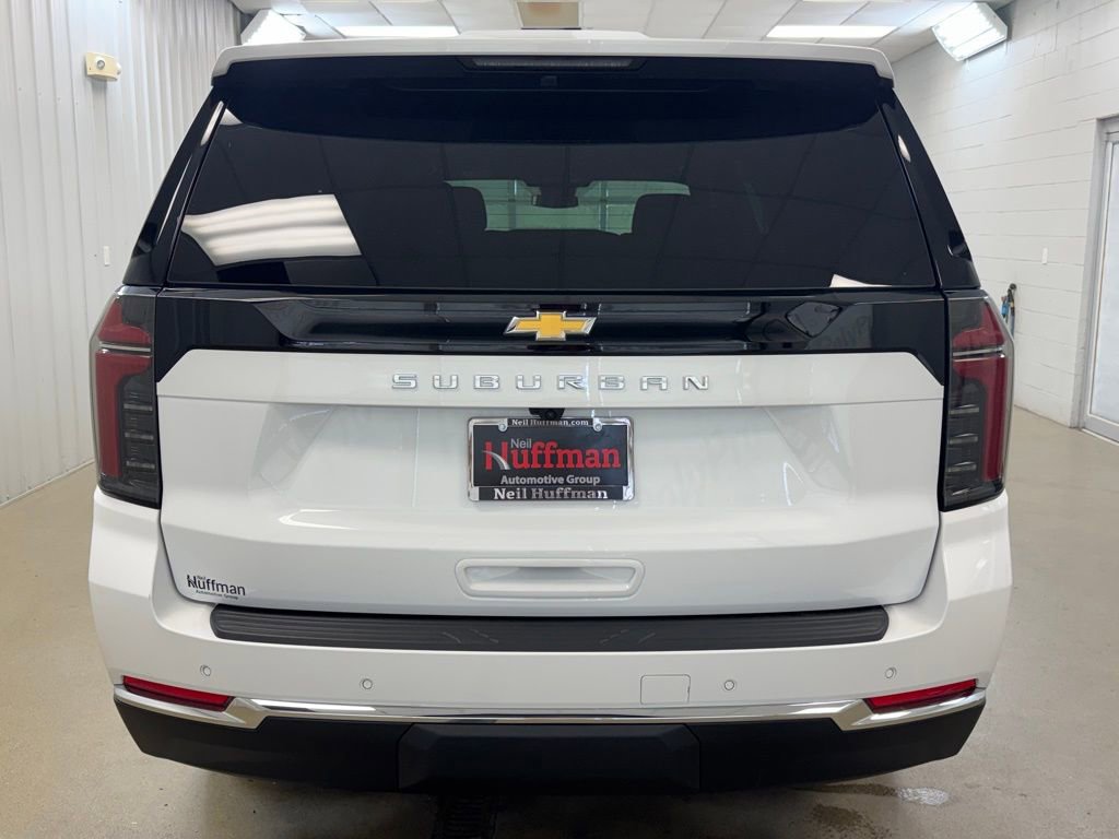 New 2026 Chevrolet Suburban LS image 6