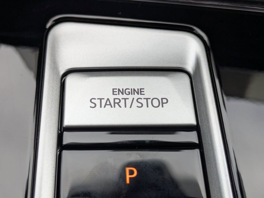 New 2026 Volkswagen Atlas SE image 28