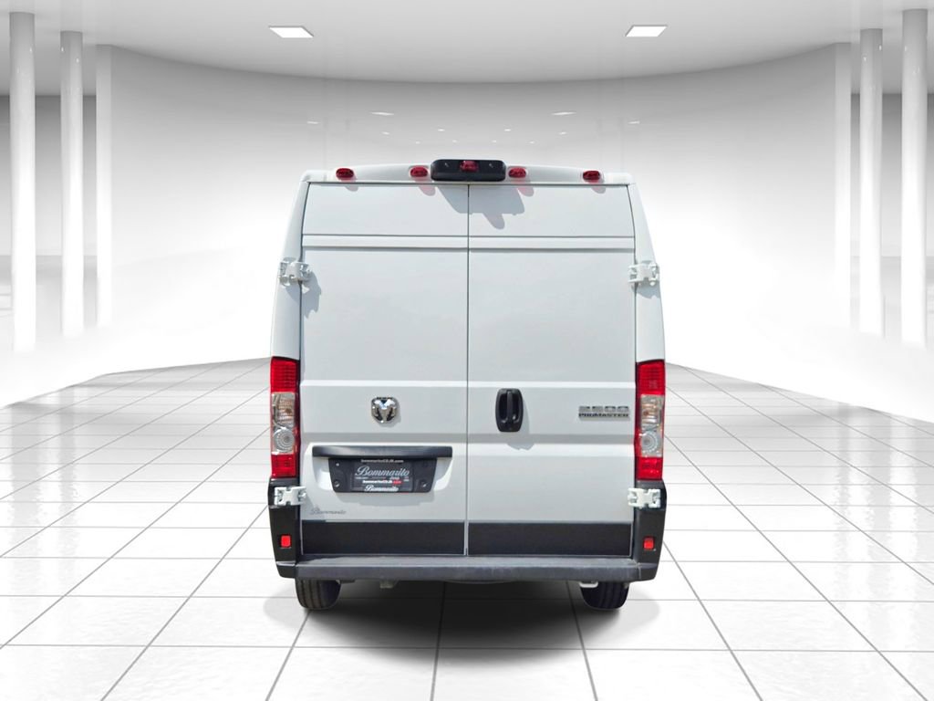Used 2026 RAM ProMaster 2500 w/ Convenience Group FWD image 4