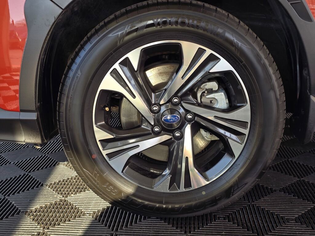 Used 2024 Subaru Crosstrek 2.0i Premium w/ Popular Package #4 image 11