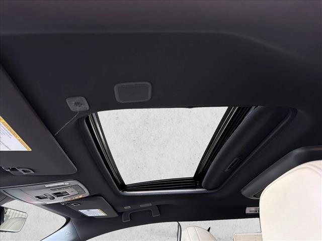 New 2026 Toyota Sienna Platinum image 19