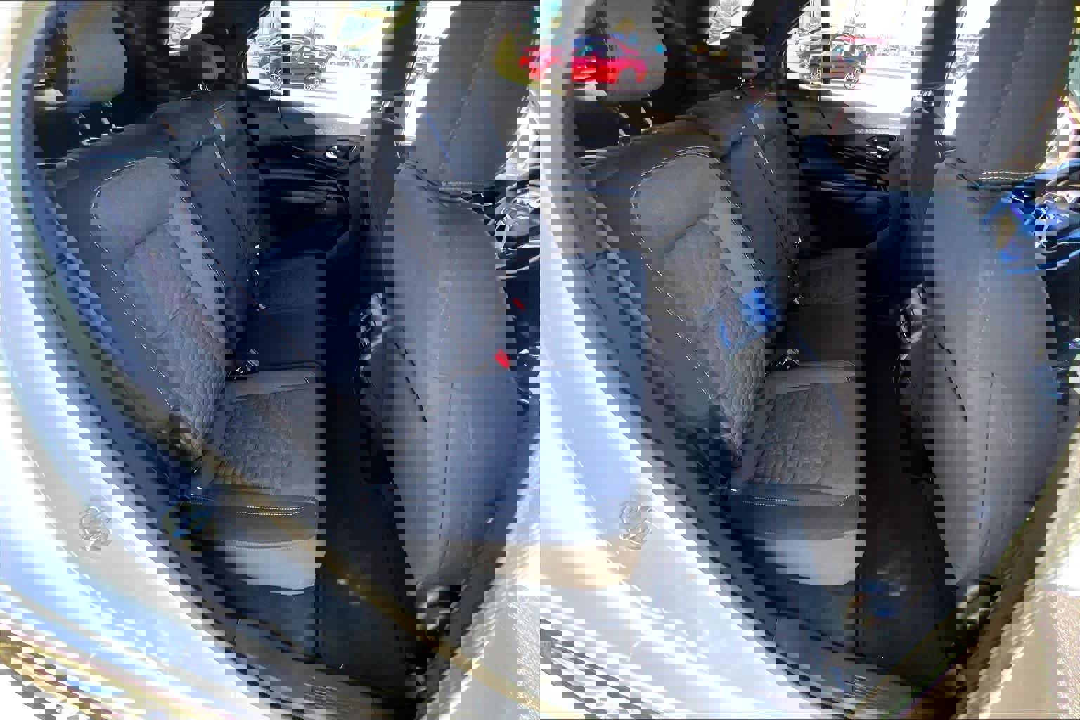 Used 2018 Chevrolet Equinox LT image 18